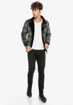 Tussenjassen Tussenjas Cary Heren Zwart -Beroemde Herenkleding Winkel 183e7da3b4089b2d6d35b1745b336ede scaled